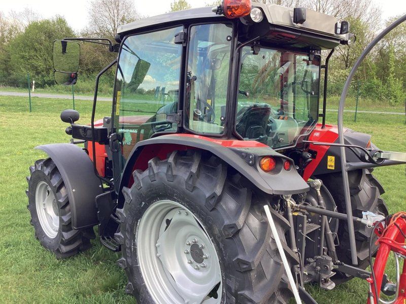 Massey Ferguson 4709M Cab