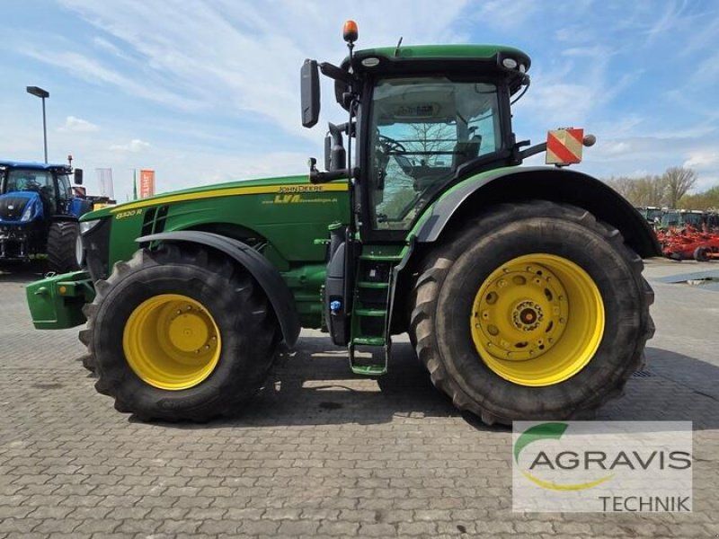 John Deere 8320 R