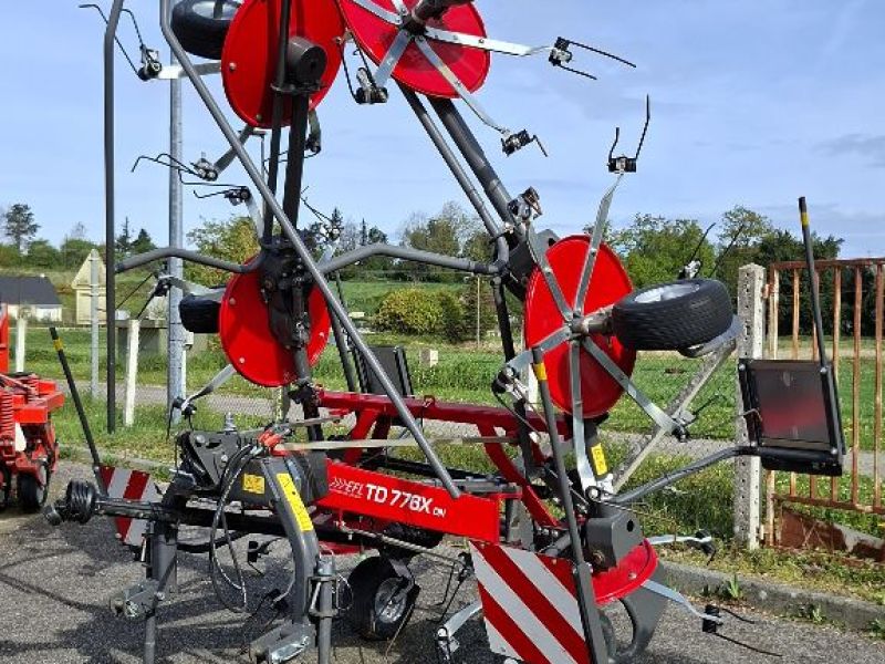 Massey Ferguson TD 776 XDN