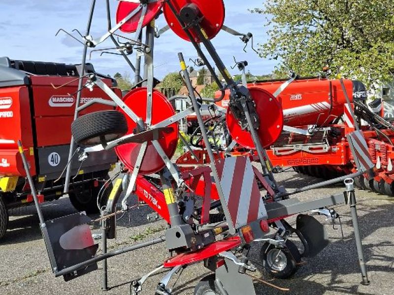 Massey Ferguson TD 776 XDN