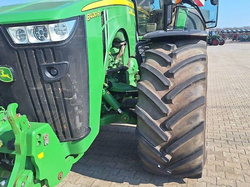 John Deere 8400R