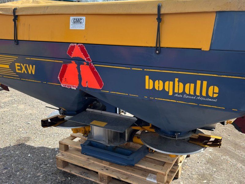 W 2200 MED CALIBRATOR W