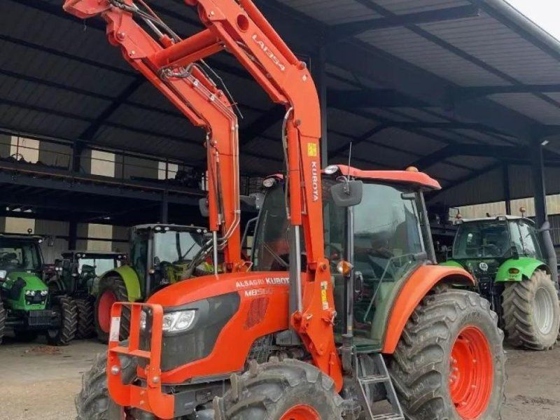Kubota m 8560
