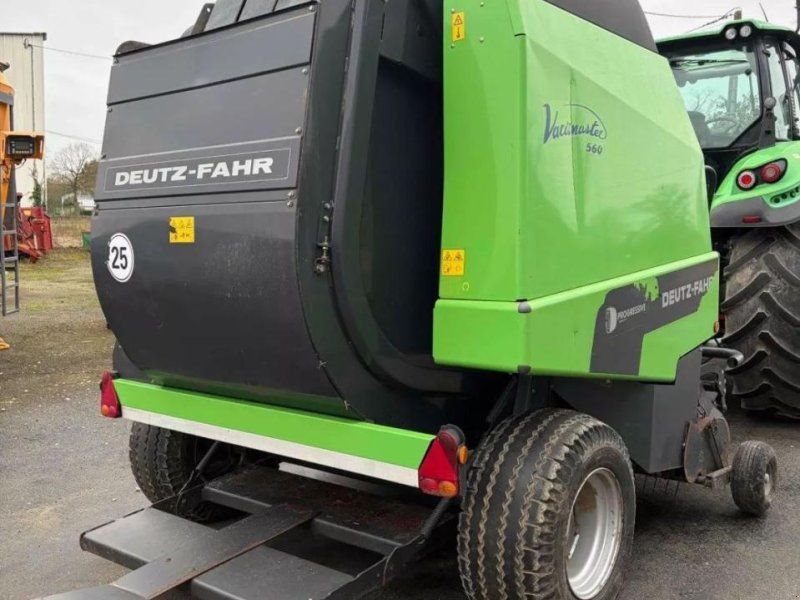 Deutz-Fahr presse à balles rondes varimaster 560