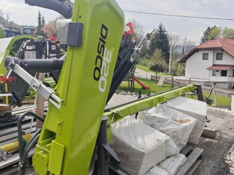 Claas disco 320