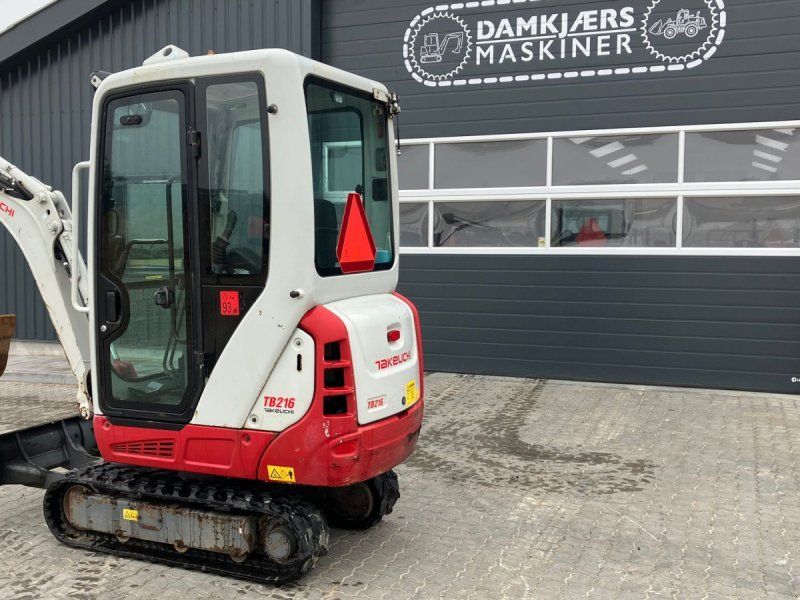 Takeuchi TB216 TB216 kun 1650 timer