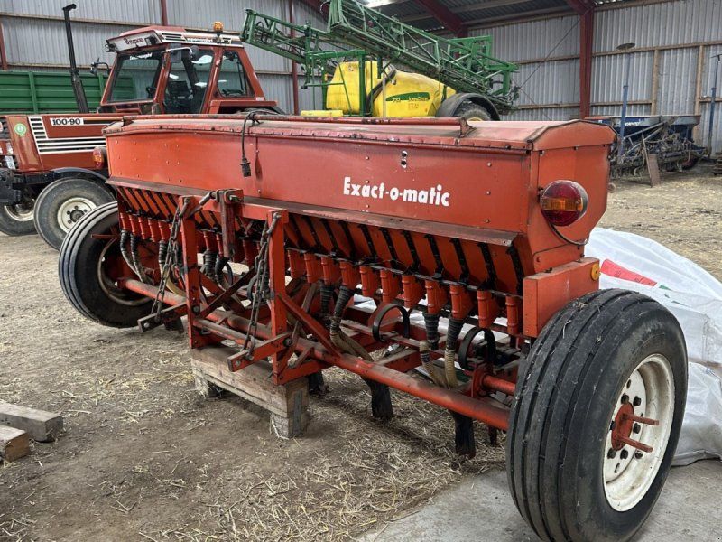 Nordsten 3 meter gødningsplaceringsmaskine.Med tænder.