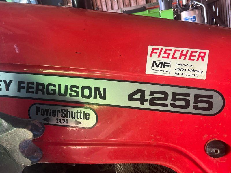Massey Ferguson 4255