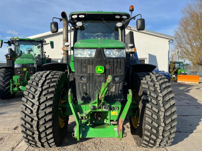 John Deere 7250R AutoPowr Frontzapfwelle