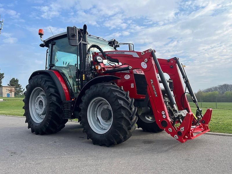 Massey Ferguson 4709 M Dyna-2