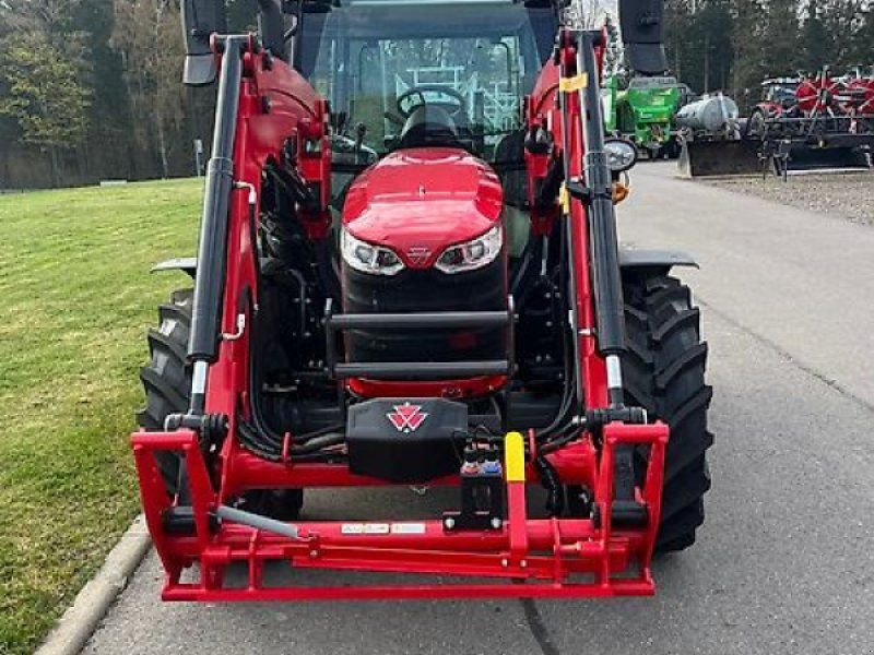 Massey Ferguson 4709 M Dyna-2