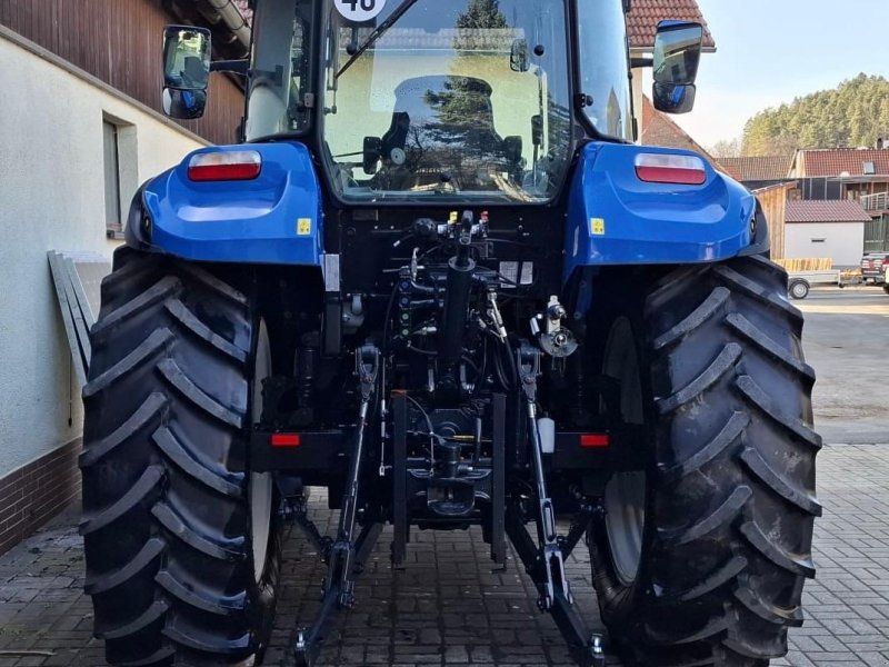 New Holland T5.100 ElectroCommand mit Frontlader