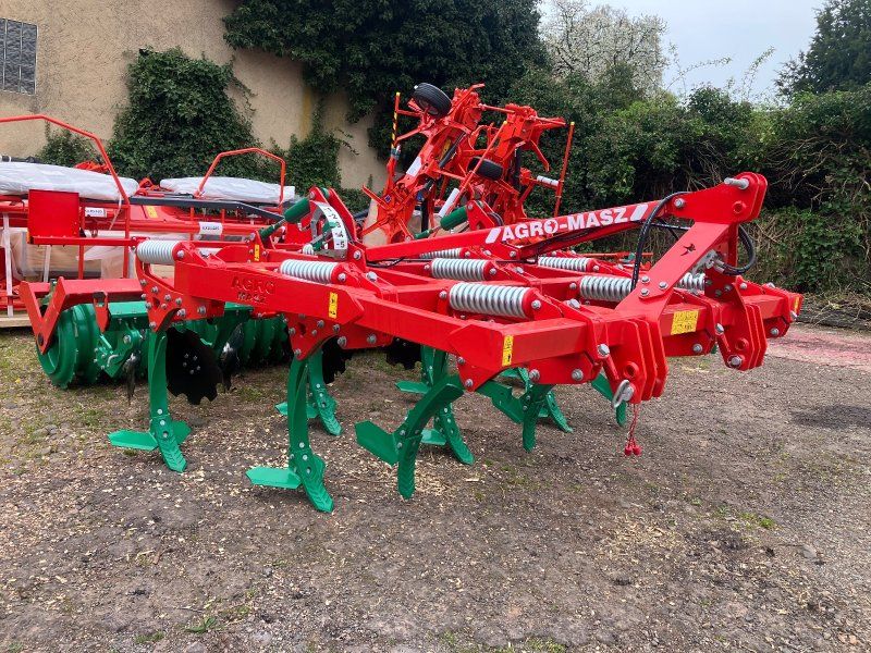 Agro-Masz Runner 30