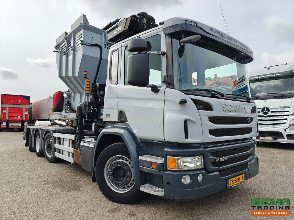 Scania P320 8x2/6 Day Cab Euro6A - HIAB XS211W-3 + Remote Control - Translift 16T - 209,671 km