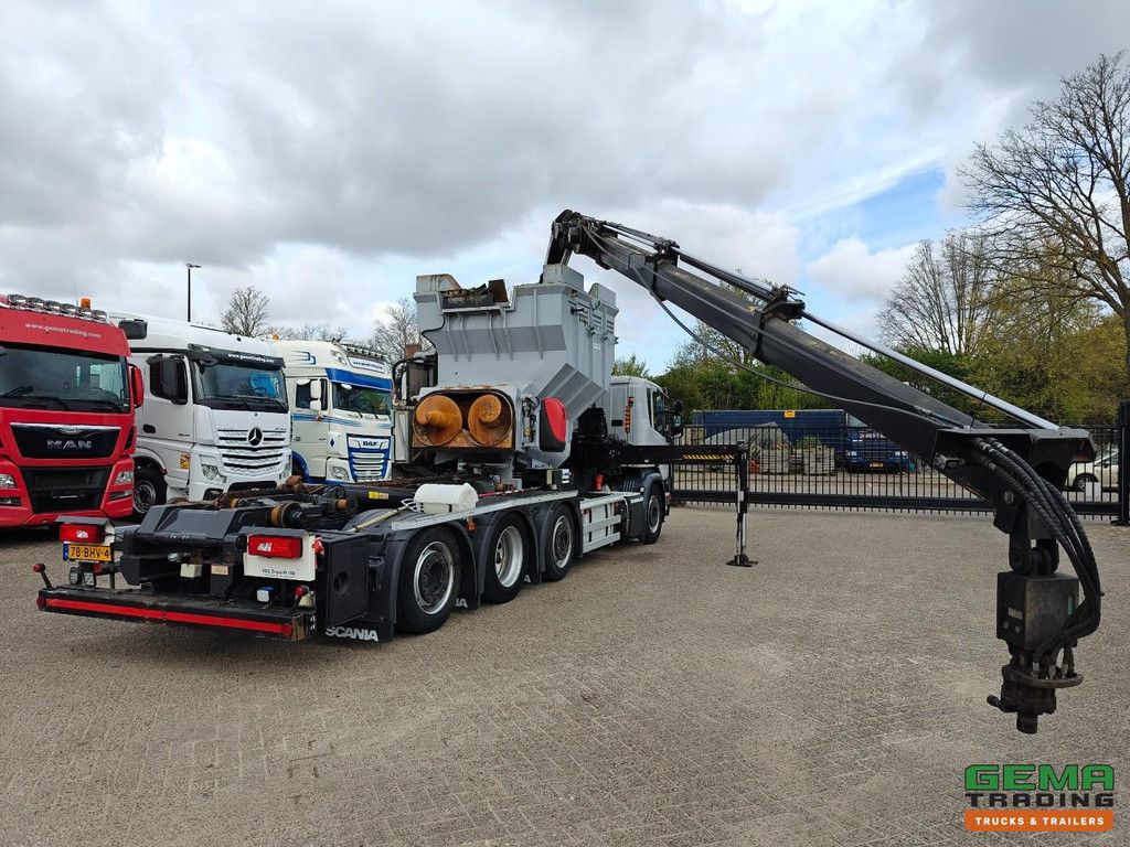 Scania P320 8x2/6 Day Cab Euro6A - HIAB XS211W-3 + Remote Control - Translift 16T - 209,671 km