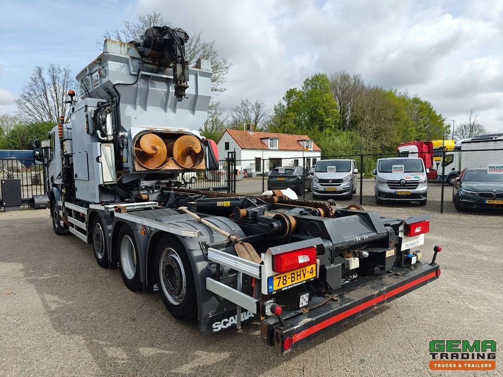 Scania P320 8x2/6 Day Cab Euro6A - HIAB XS211W-3 + Remote Control - Translift 16T - 209,671 km