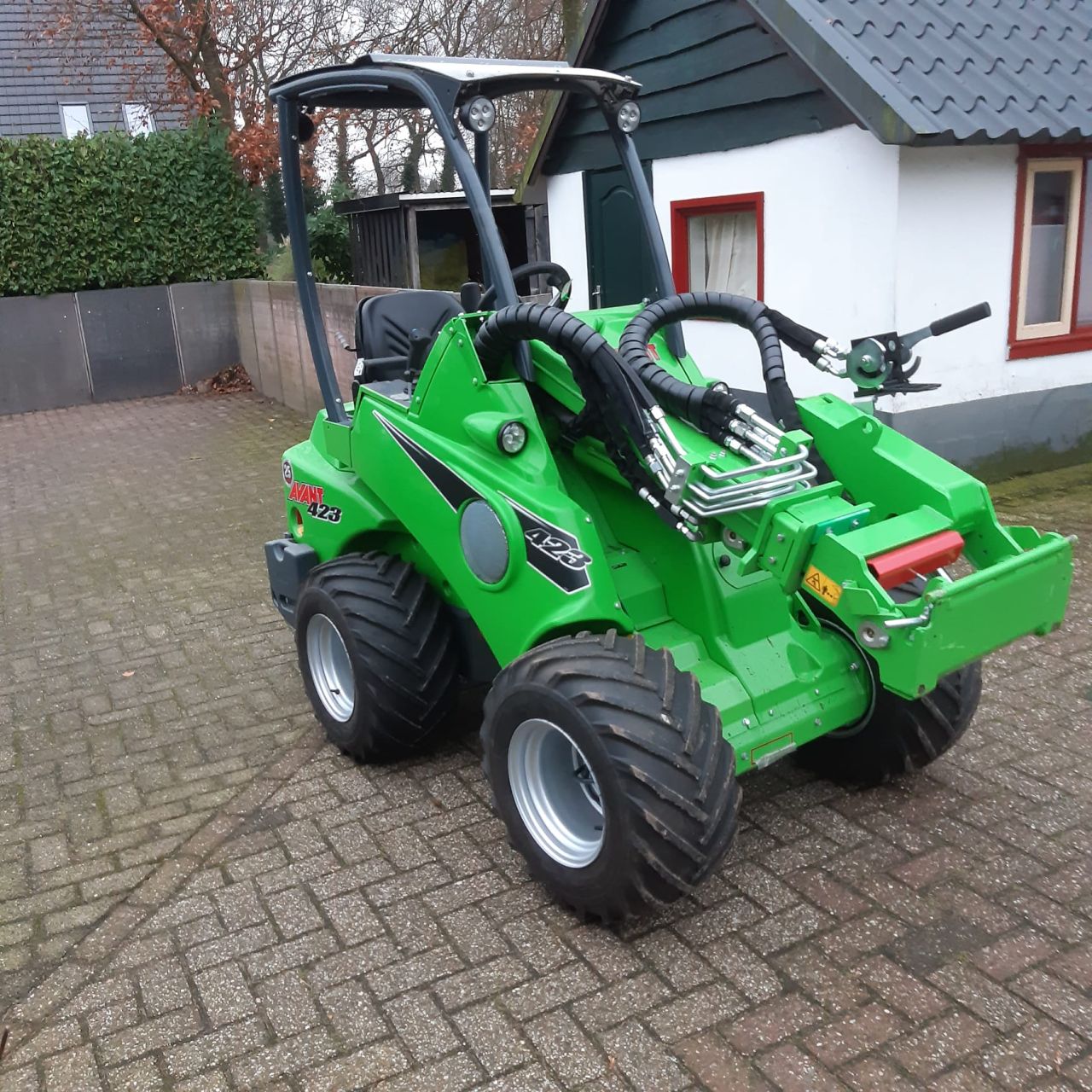 Avant Demo minishovel 423 tdl