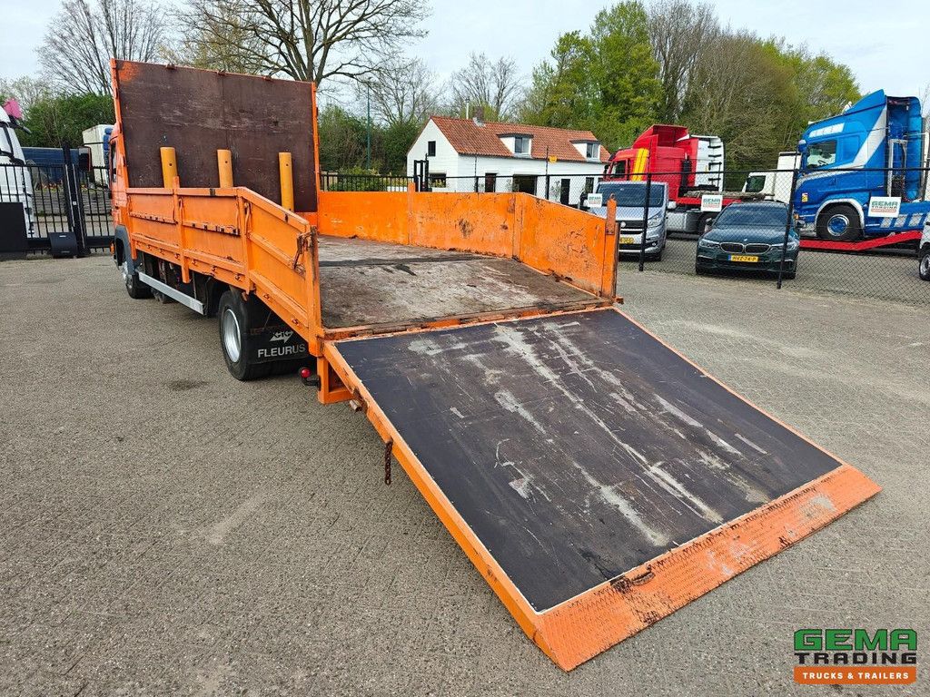 MAN 12.224 LC 4x2 Double Cab (7-seater) Euro 0 - 5.65m Loading Platform + Hydraulic Ramp - 134,231km Original