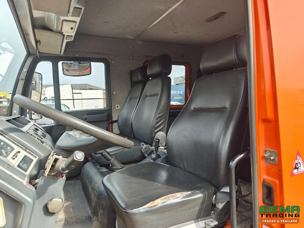 MAN 12.224 LC 4x2 Double Cab (7-seater) Euro 0 - 5.65m Loading Platform + Hydraulic Ramp - 134,231km Original