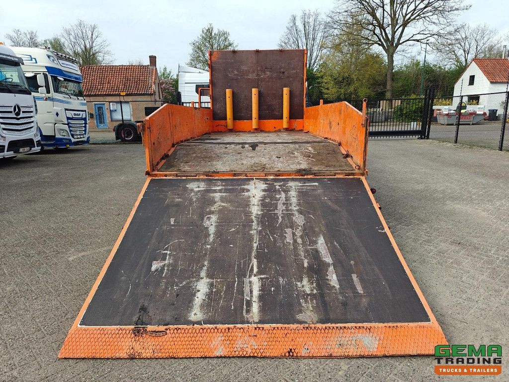 MAN 12.224 LC 4x2 Double Cab (7-seater) Euro 0 - 5.65m Loading Platform + Hydraulic Ramp - 134,231km Original