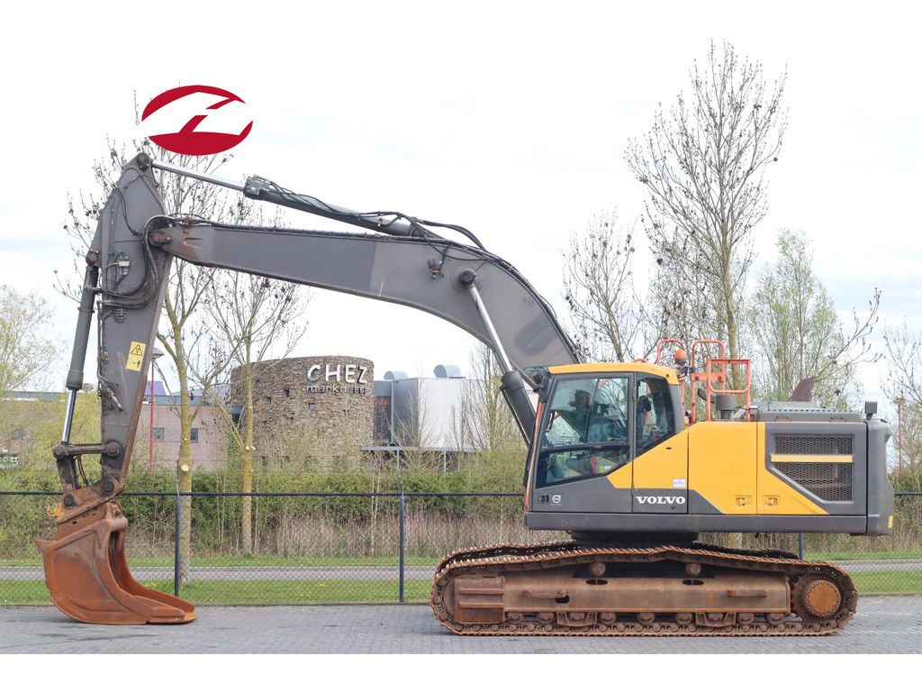 Volvo EC300EL | EC 300 EL | QUICK COUPLER | BUCKET