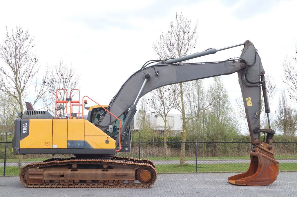 Volvo EC300EL | EC 300 EL | QUICK COUPLER | BUCKET