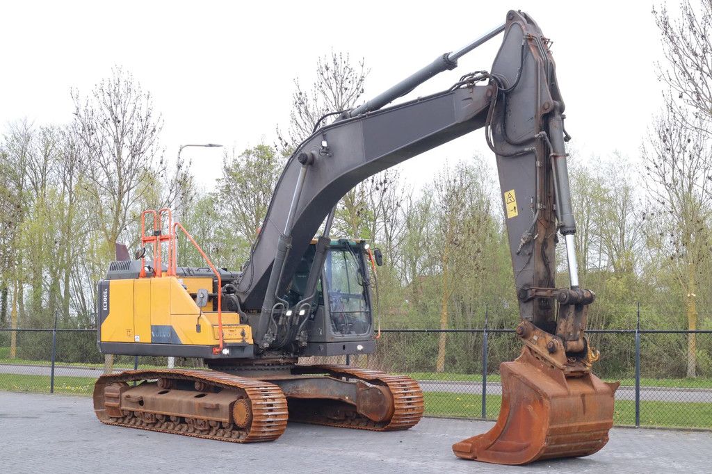 Volvo EC300EL | EC 300 EL | QUICK COUPLER | BUCKET