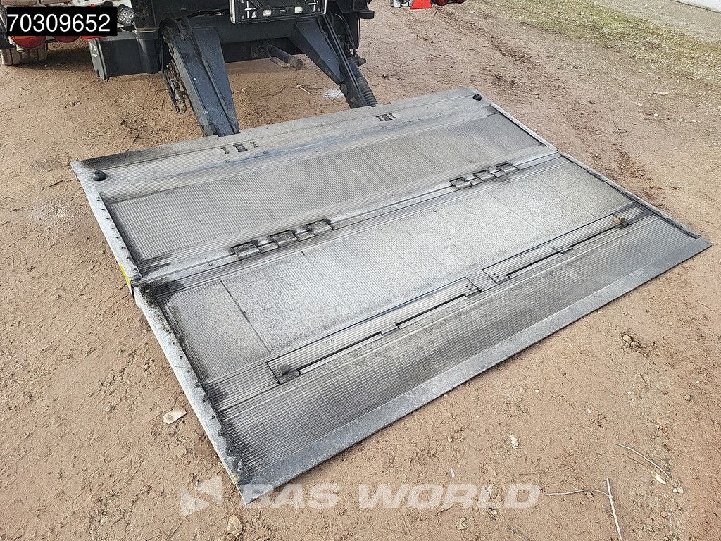 Schmitz SCB*S3B Flower Width Bi-Temp Tailgate