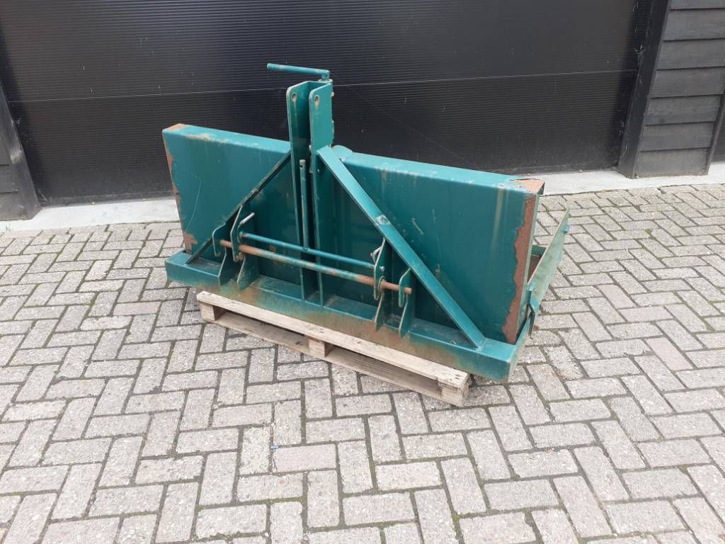 Grondbak 150cm gebruikt voor trekker