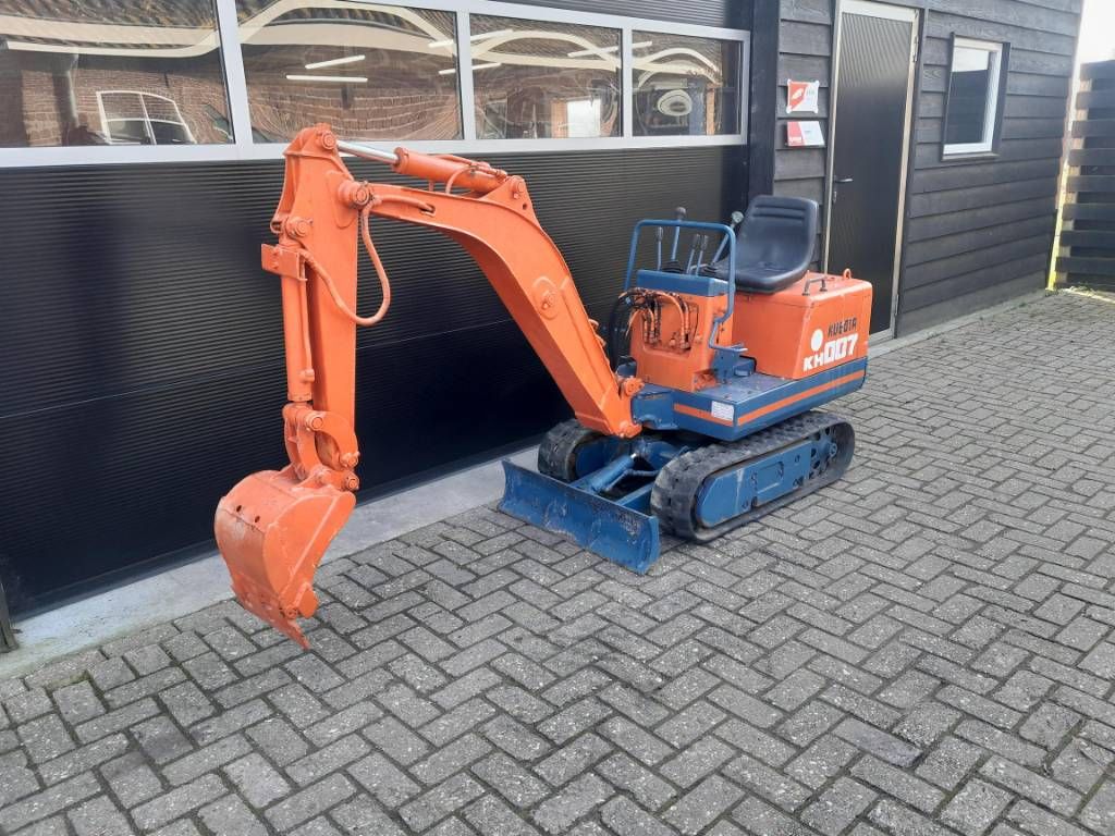 Kubota KH 007 minigraver