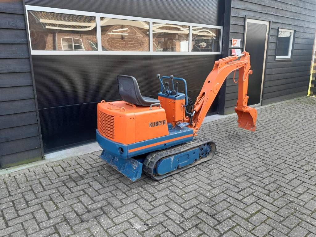 Kubota KH 007 minigraver