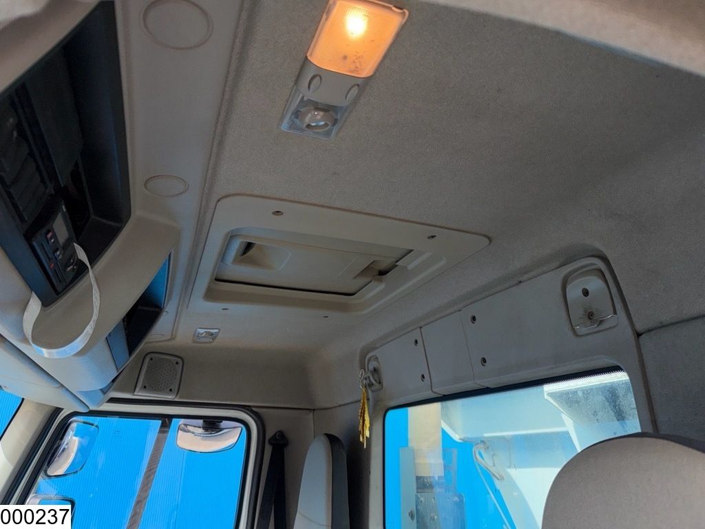 Renault Kerax 520 Dxi EURO 5, 8X4, Steel suspension, Retarder