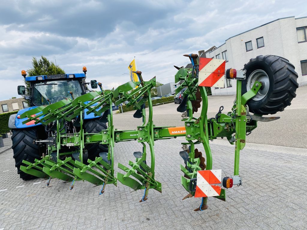 Amazone Cayros XS950 V 5-Schaar Wentelploeg