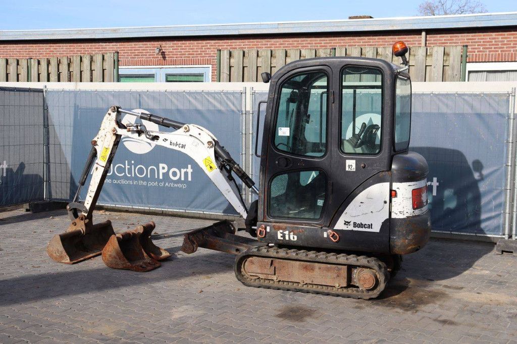 Mini excavator Bobcat E16 Diesel 10.2kW 2014