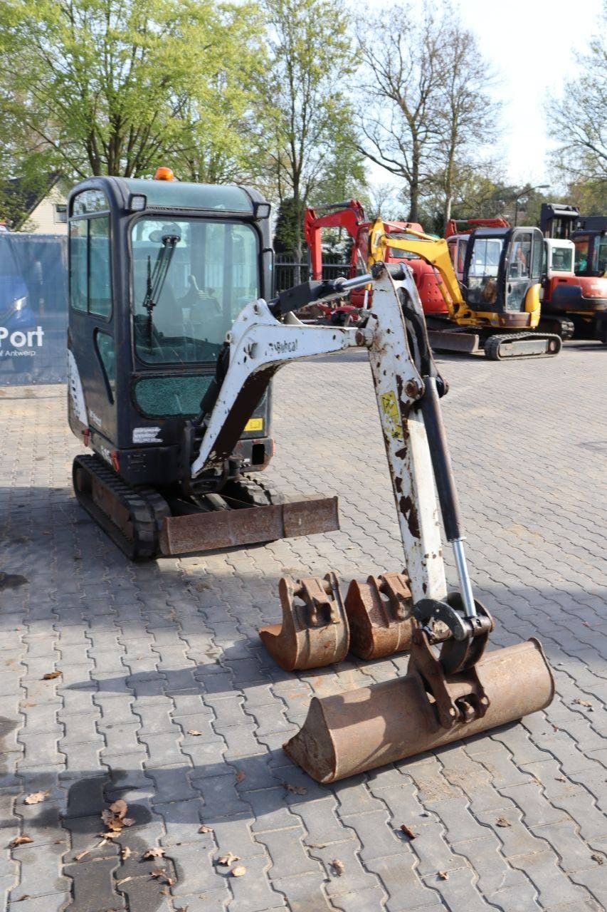 Mini excavator Bobcat E16 Diesel 10.2kW 2014