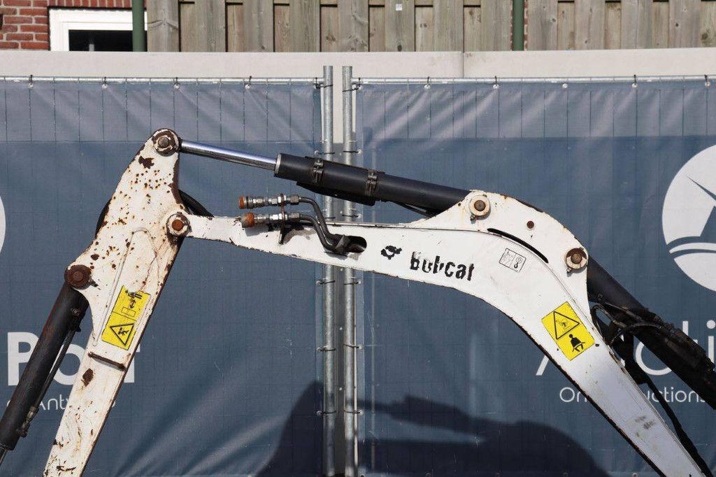 Mini excavator Bobcat E16 Diesel 10.2kW 2014