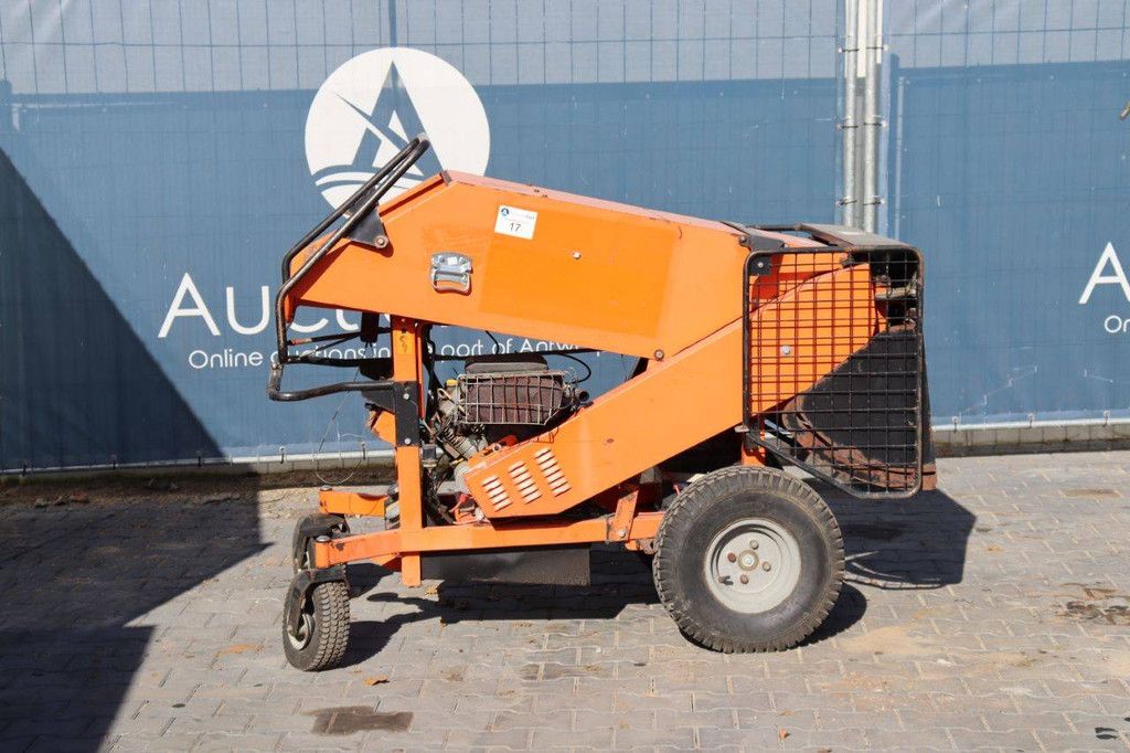 Wood Chipper Eliet Superprof 2000 Petrol 18hp 2012