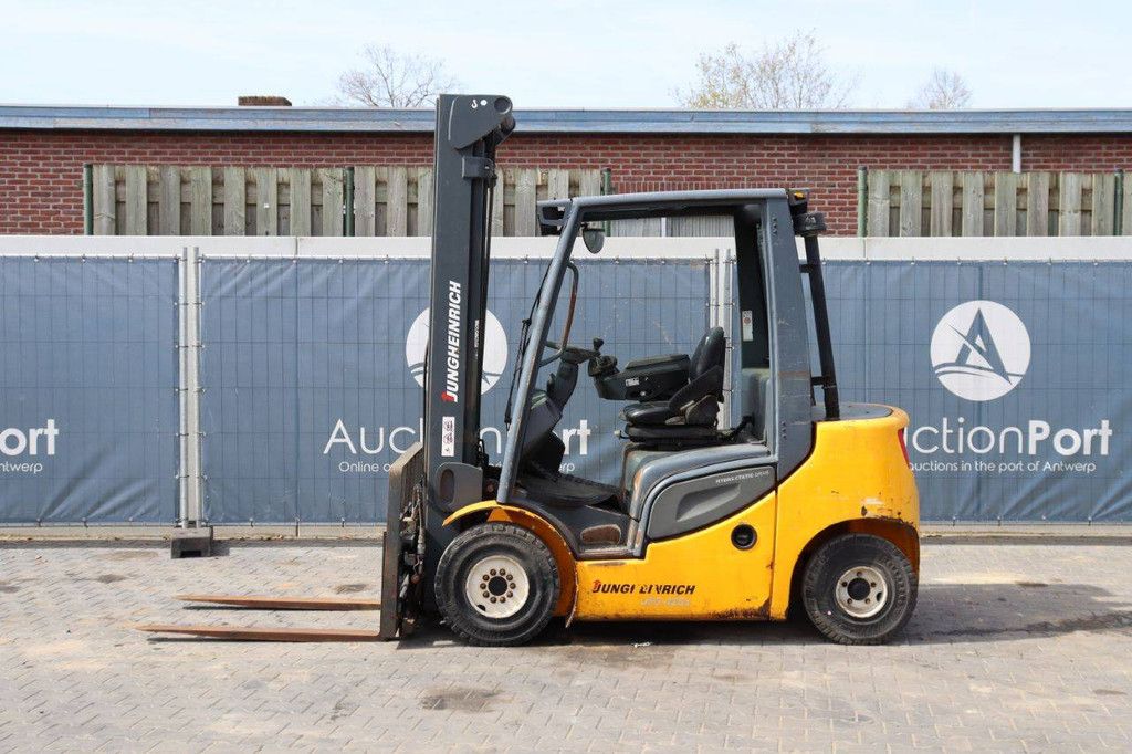 Forklift Jungheinrich DFG 425s Diesel 2500kg 6.0m