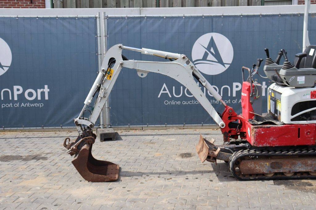Minigraver Takeuchi TB210R Diesel 8.8kW 2016