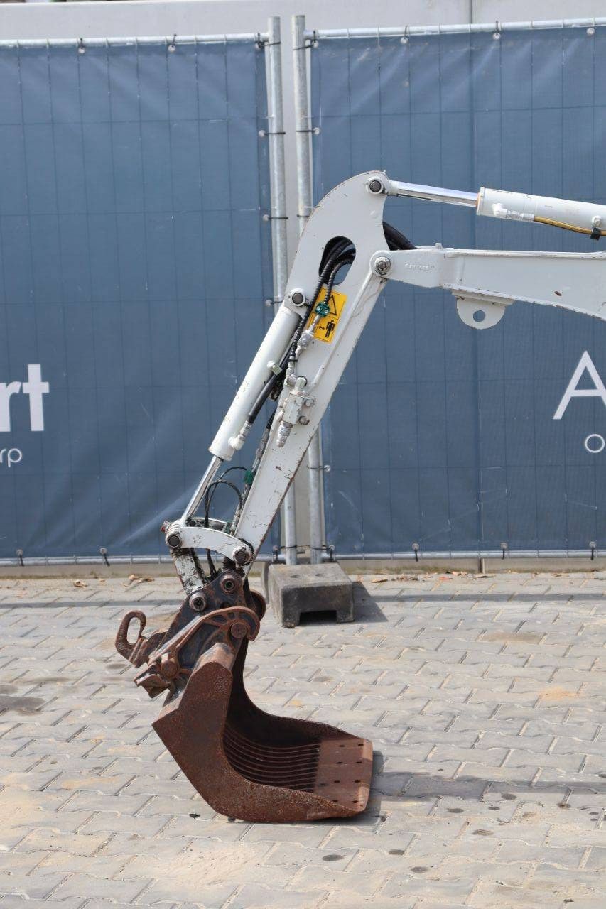 Minigraver Takeuchi TB210R Diesel 8.8kW 2016