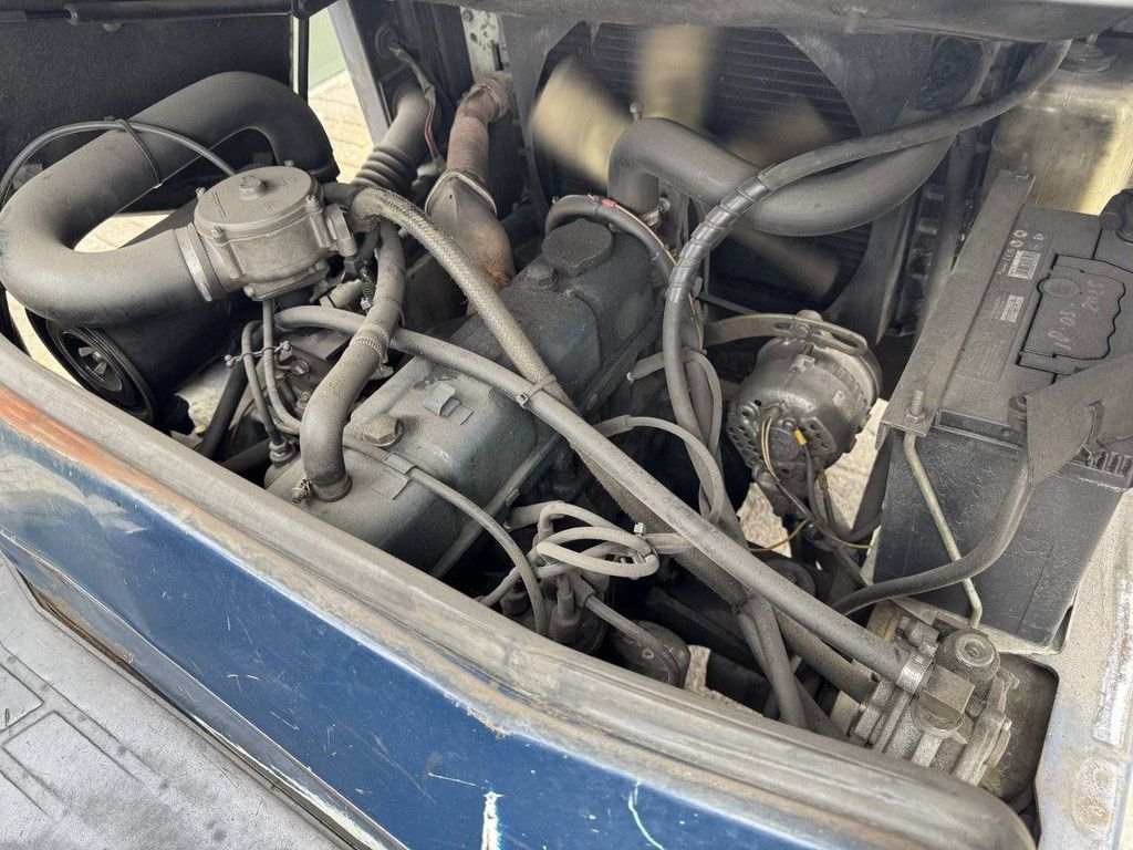 Komatsu FG25T-11E LPG-Gabelstapler, 2500 kg, Baujahr 1989