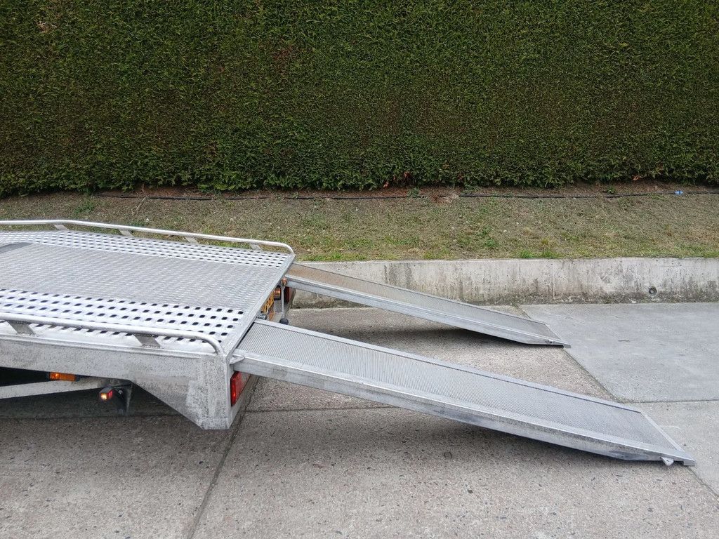 Ford ULTRA-LINER 5,2 M Tijhof