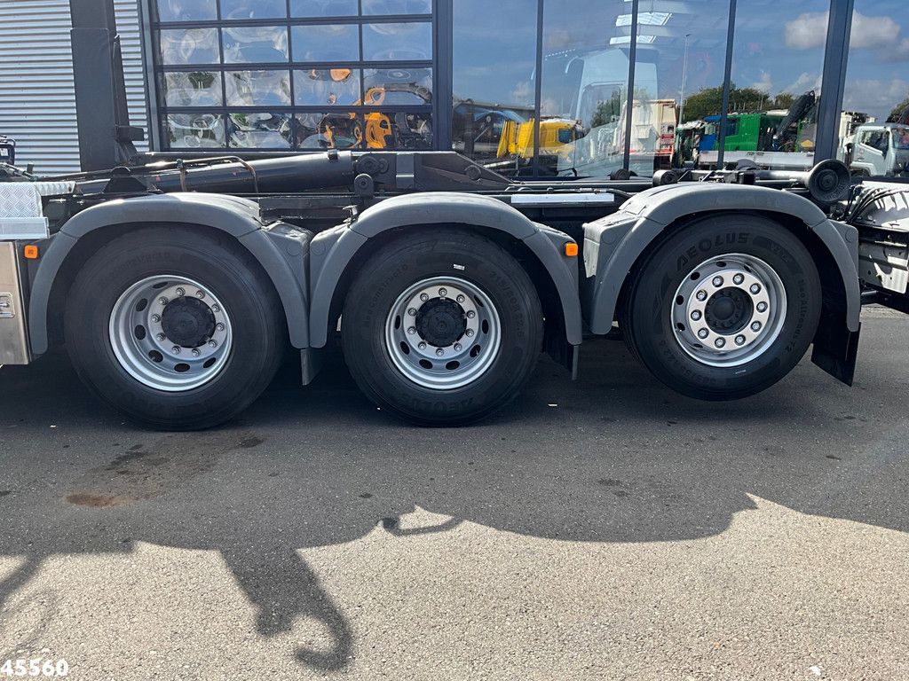 Man TGS 35.440 8x4 HMF 16 Tonmeter Z-kraan