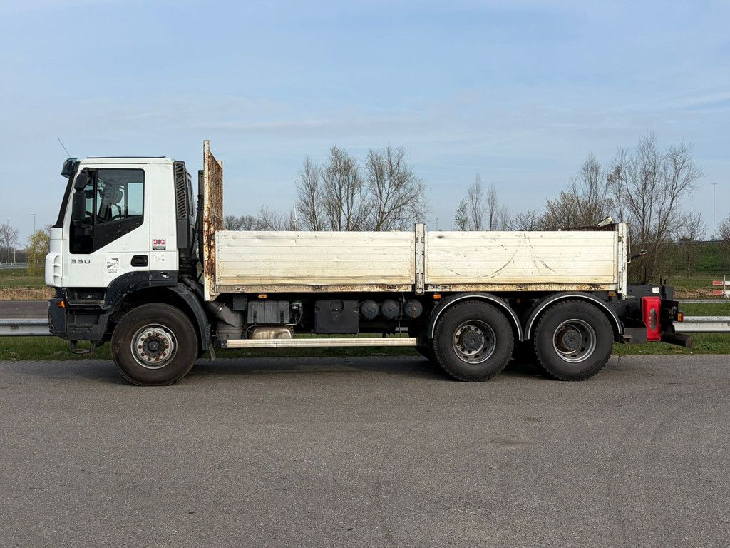 Iveco Trakker 330 6x4