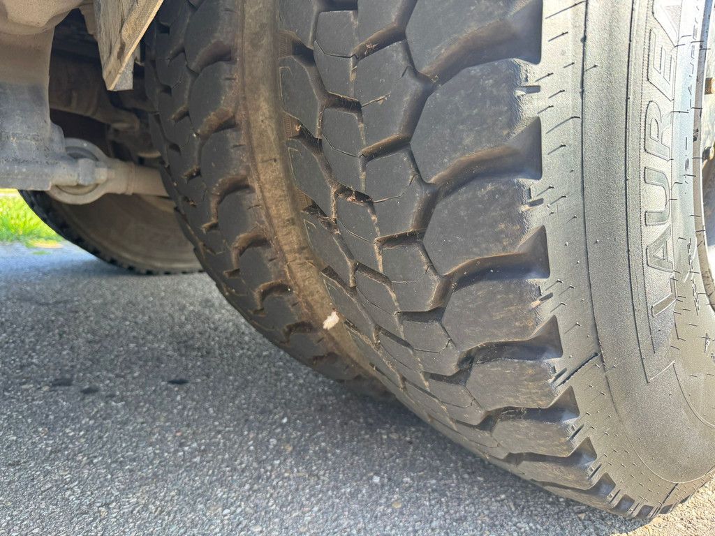 Iveco Trakker 330 6x4