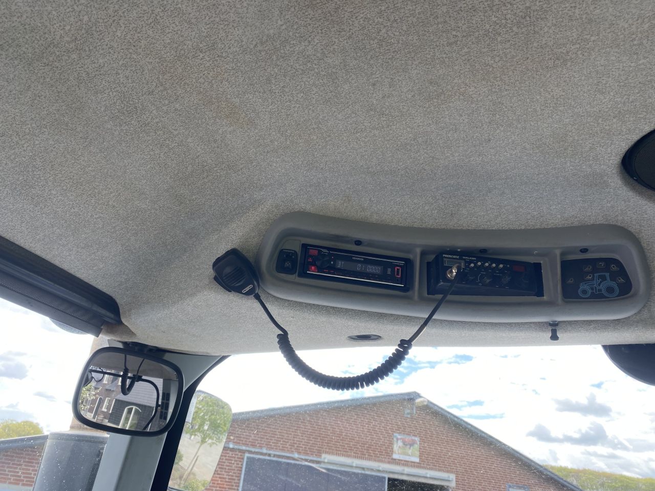 New holland t7070 auto command blue power!