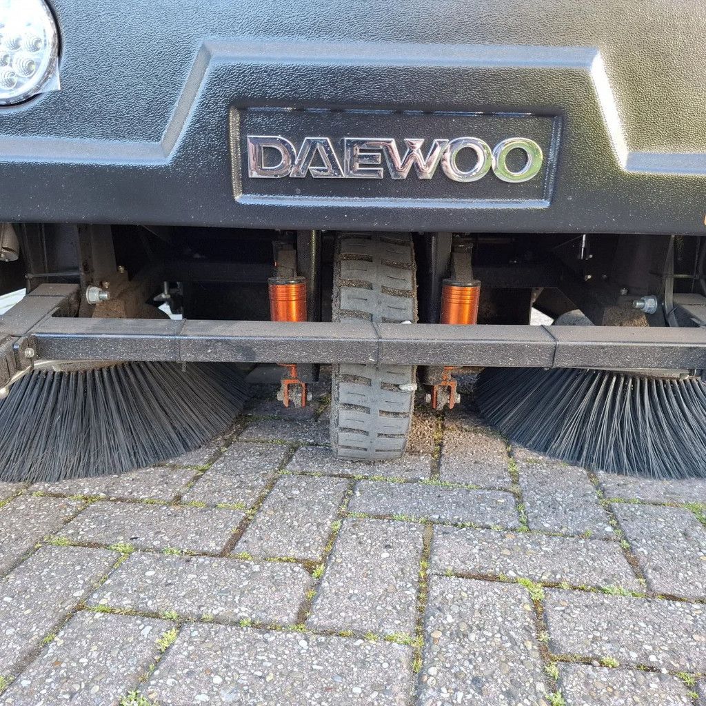 Daewoo Sweeper DAS100