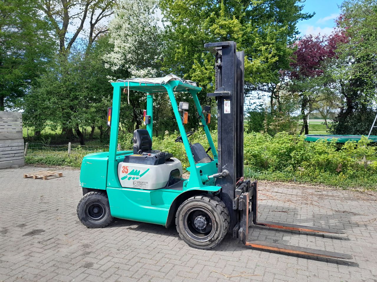 Mitsubishi FD35A (heftruck 3,5T)