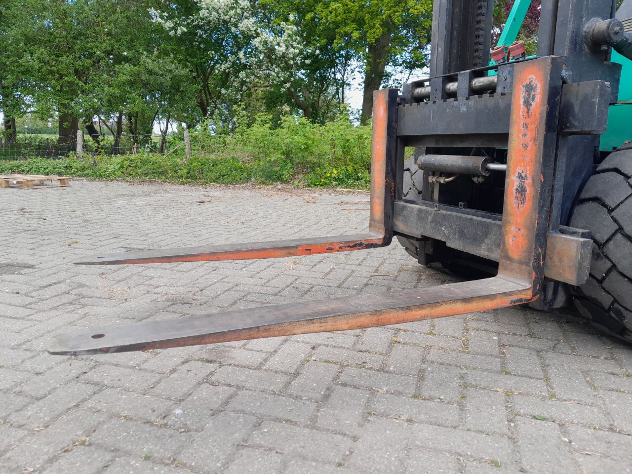 Mitsubishi FD35A (heftruck 3,5T)