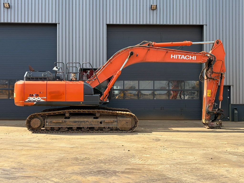 Hitachi ZX300LCN-6